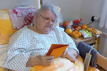 Rozdávání dárečků klientům - 2