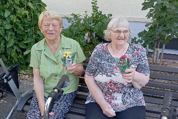 Květiny od školního parlamentu - 0